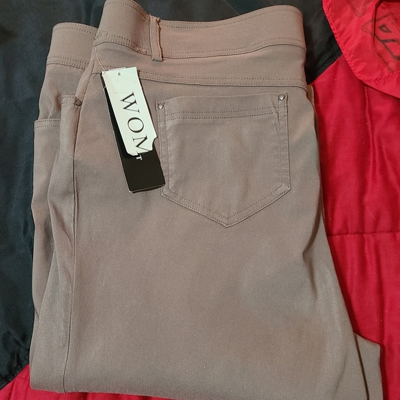 89th + MADISON WOMEN'S SIZE 20 DRESS SLACKS - Picture 5 of 8